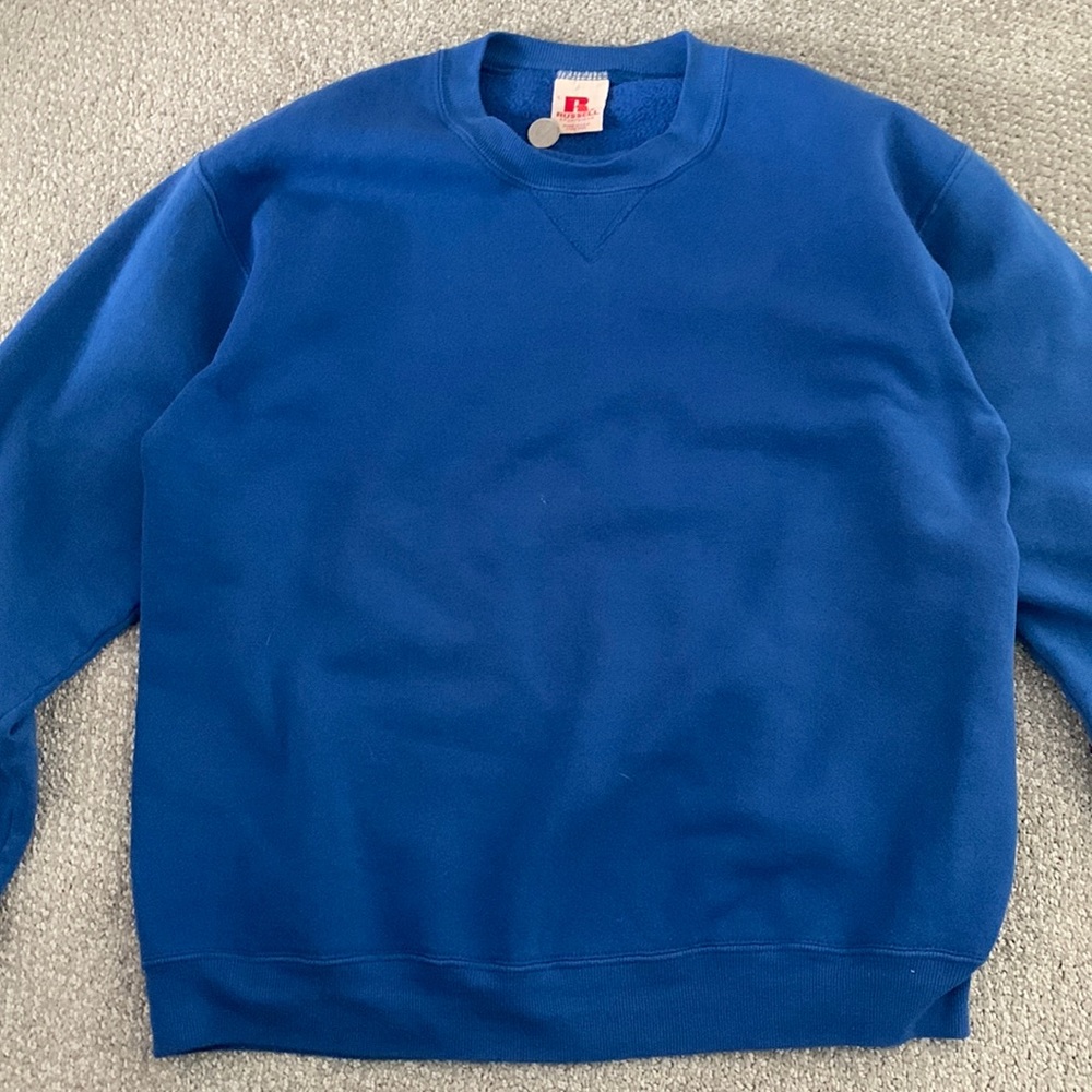 Vintage Late 70s Russel athletic crewneck tagged large fits small/medium